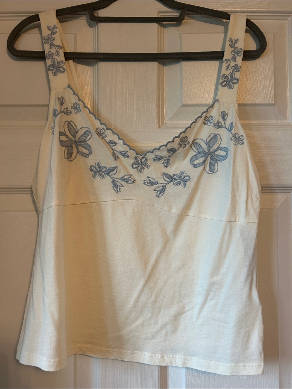 NWT Embroidered Tank